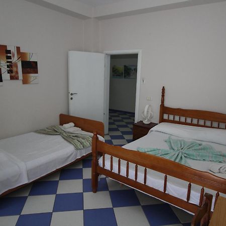 Kompleksi Eli Guest House Драч Екстериор снимка