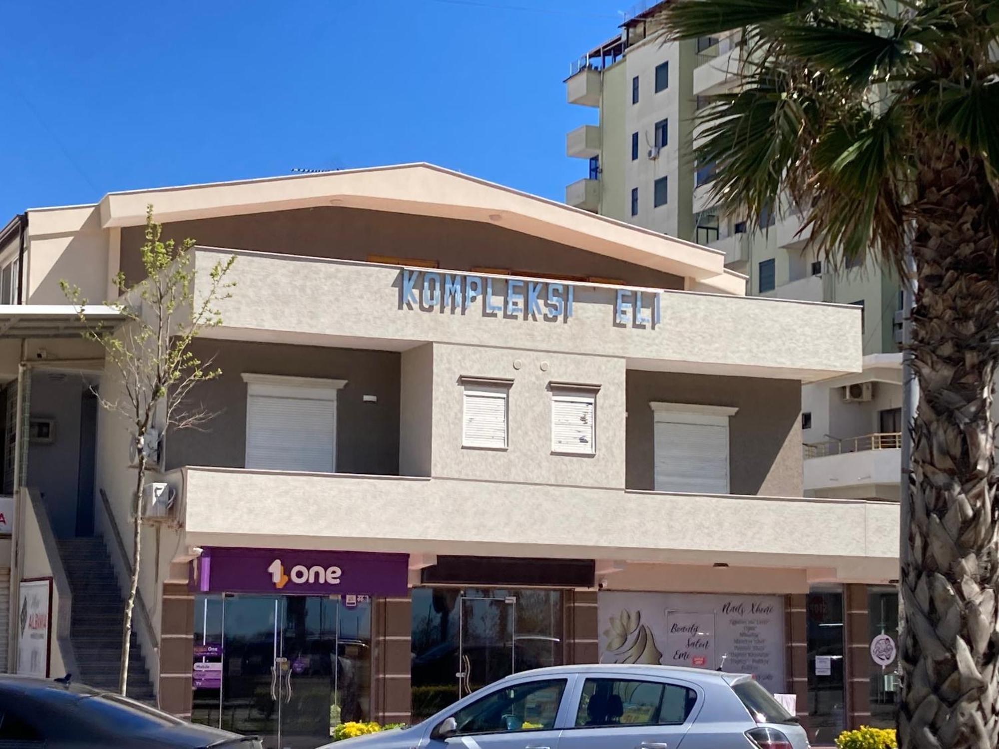 Kompleksi Eli Guest House Драч Екстериор снимка