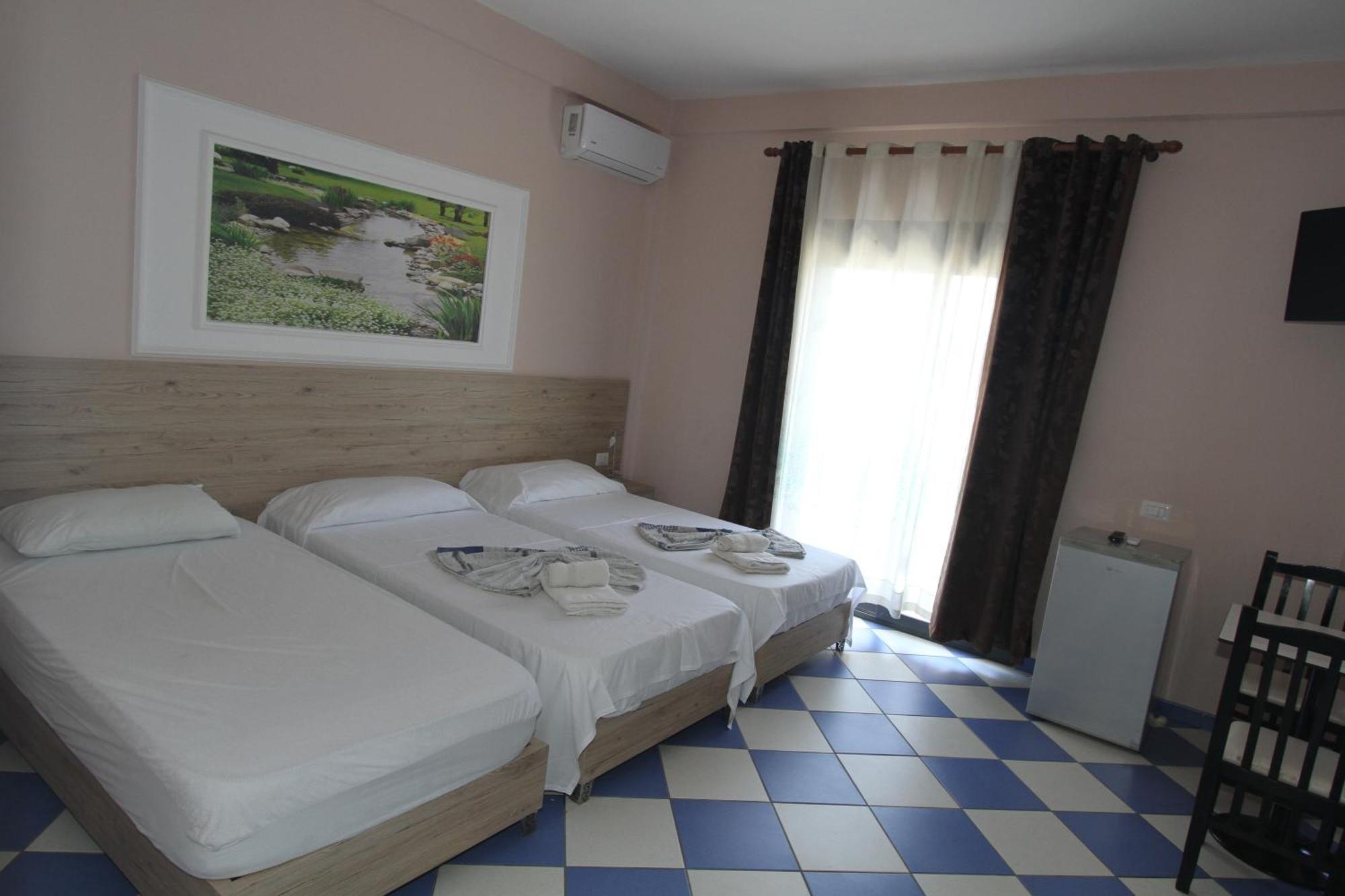 Kompleksi Eli Guest House Драч Екстериор снимка