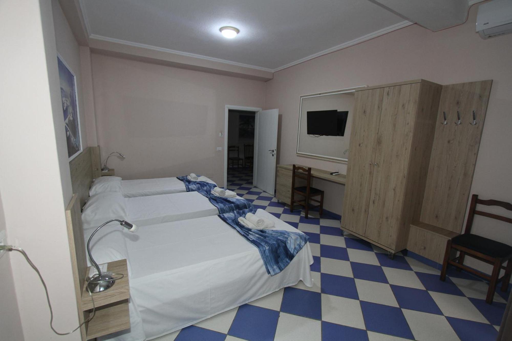 Kompleksi Eli Guest House Драч Екстериор снимка