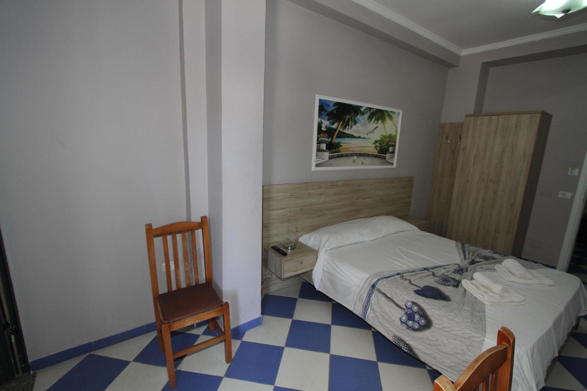 Kompleksi Eli Guest House Драч Екстериор снимка
