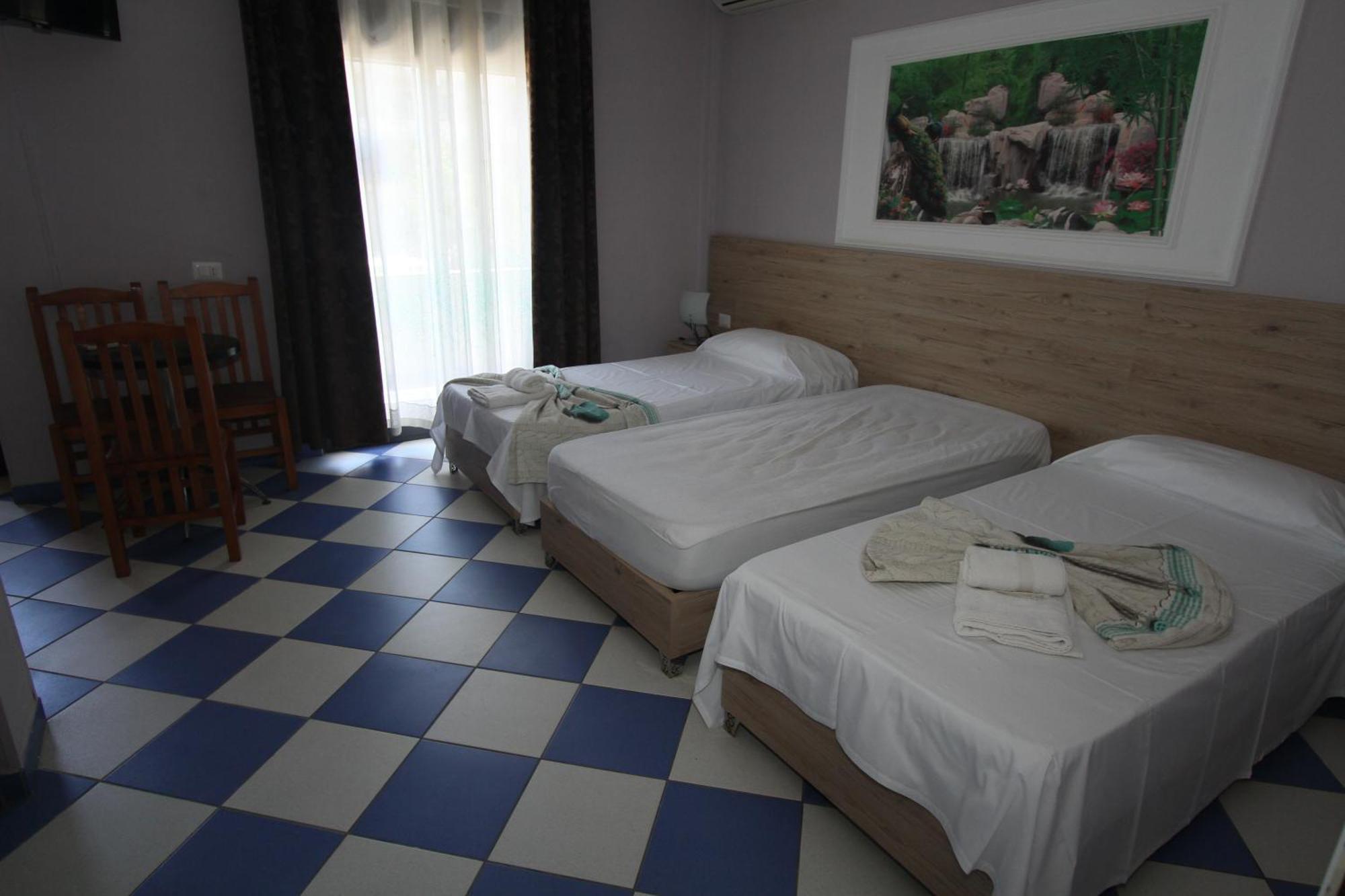 Kompleksi Eli Guest House Драч Екстериор снимка